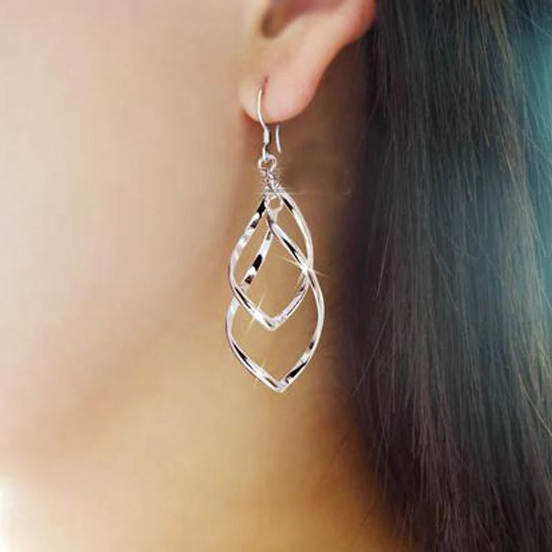 2024 New Hollow Twisted Rhombus Leaf Double Drop Earrings Piercing Statement for Women Fashion Jewelry Gifts